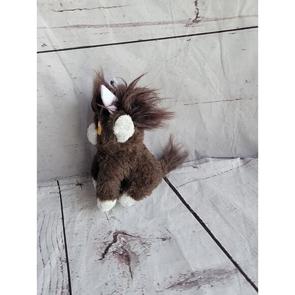 Dark Brown Highland Cow Backpack Clip Key Chain Yellow Eyes - Picture 3 of 6